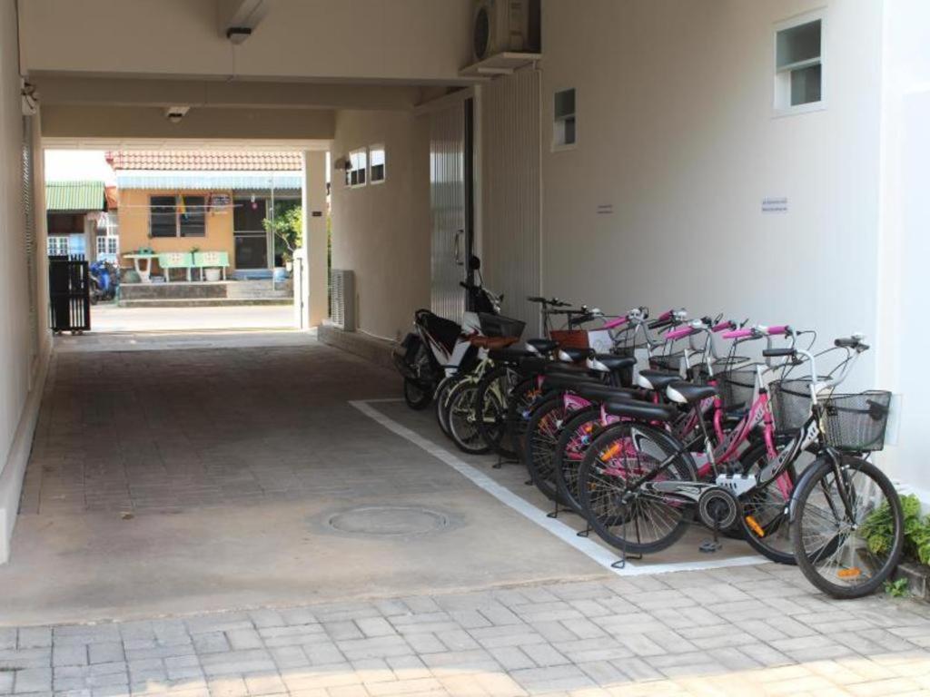 Hotel Baan Pimpisa Bang Sare Esterno foto