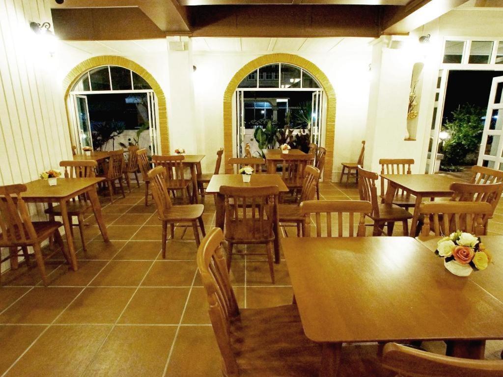 Hotel Baan Pimpisa Bang Sare Esterno foto