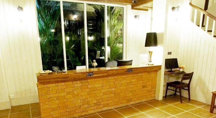 Hotel Baan Pimpisa Bang Sare Esterno foto