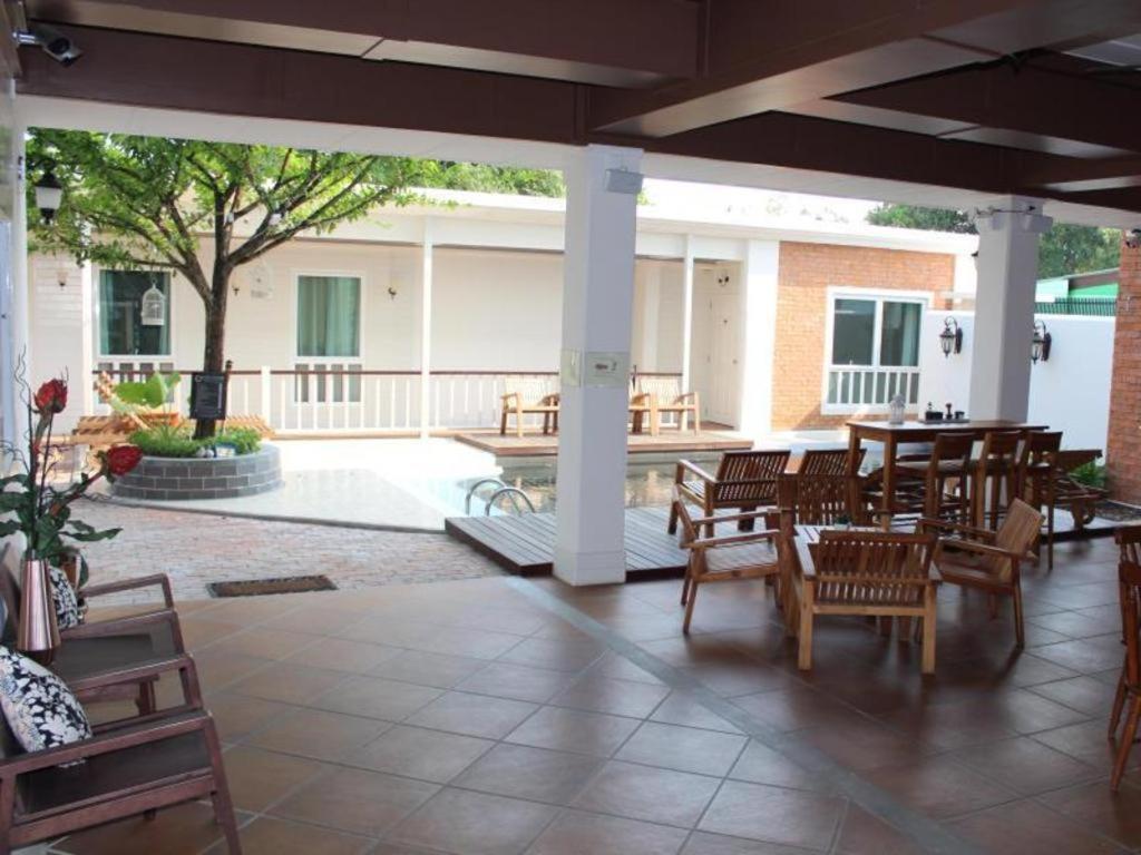Hotel Baan Pimpisa Bang Sare Esterno foto