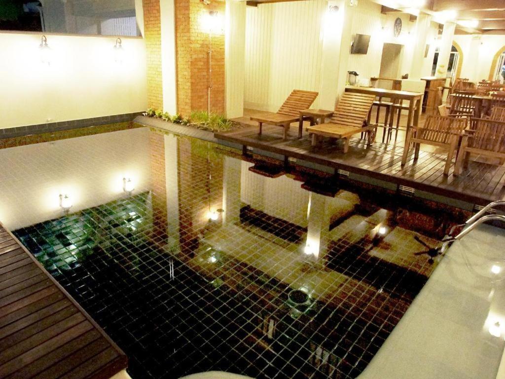 Hotel Baan Pimpisa Bang Sare Esterno foto